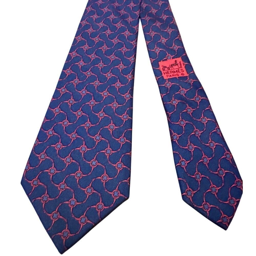Hermès 100% Silk Tie – Rope and Ring Print – Luxury Designer Necktie